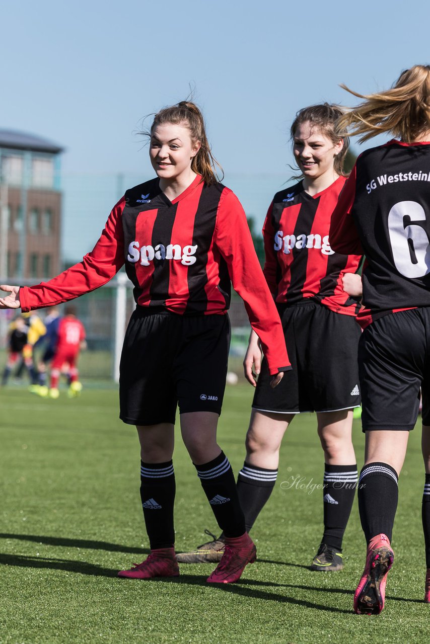 Bild 76 - B-Juniorinnen SG Weststeinburg/Bei - SV Fisia 03 : Ergebnis: 1:2